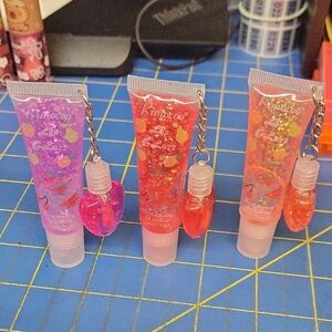 Rimocoo Lip Gloss Set of 3 w Lip Gloss Heart on a Chain 2n1 Each 15ml